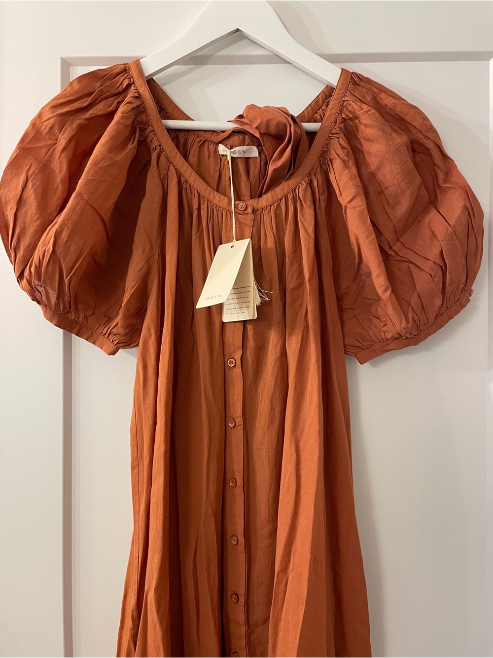 Doen Juno Button-Front Midi Dress in Tierra